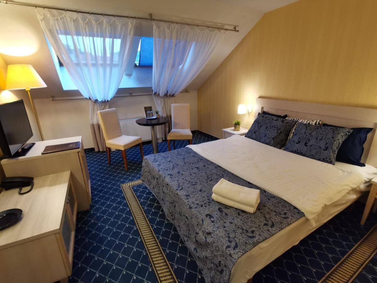 Las Vegas Rooms Vilnius Exterior foto
